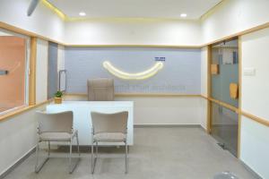 Smile dental clinic consulting design
